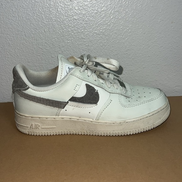 Nike Air Force 1 Low LXX
Sea Glass Python (Women's) - Picture 5 of 11